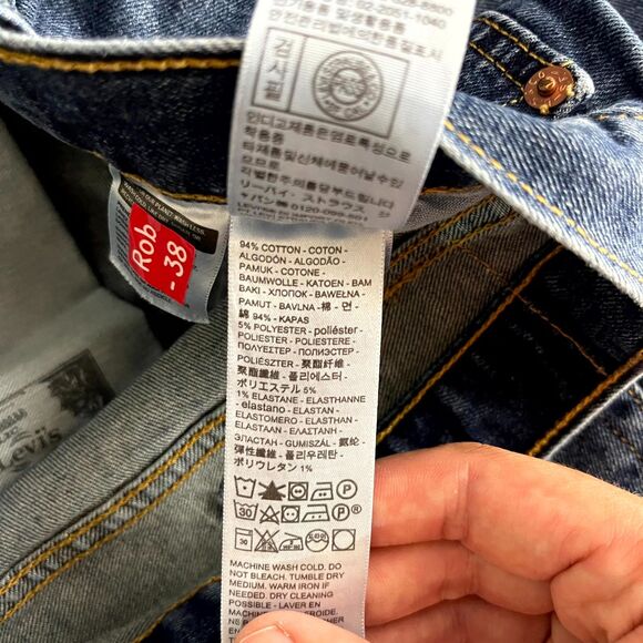 Levi Strauss & Co 501 Button Fly Jeans Dark Wash Mens W38 L30 - Picture 10 of 13